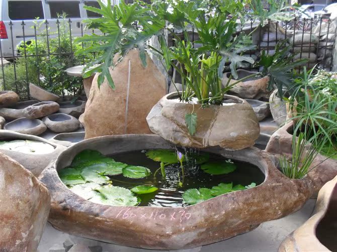 庭院自然石材鱼缸流水养花 大型自然鹅卵石石雕鱼池水景 户外水景