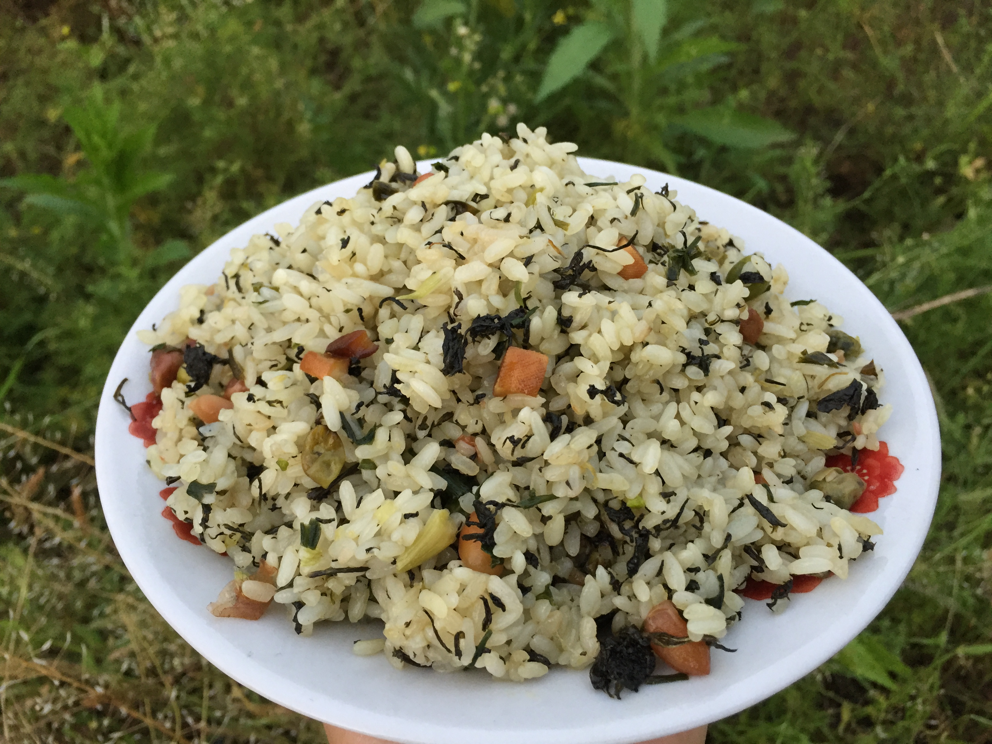 贵州特产黔东南凯里社饭茼蒿糯米饭腊肉社饭野菜糯米饭苗家社饭