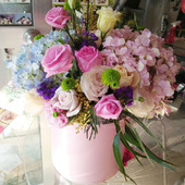 青岛鲜花速递红玫瑰抱抱桶女人节生日鲜花城阳即墨黄岛同城配送