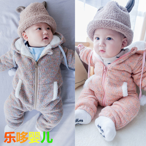 婴儿保暖连体衣服