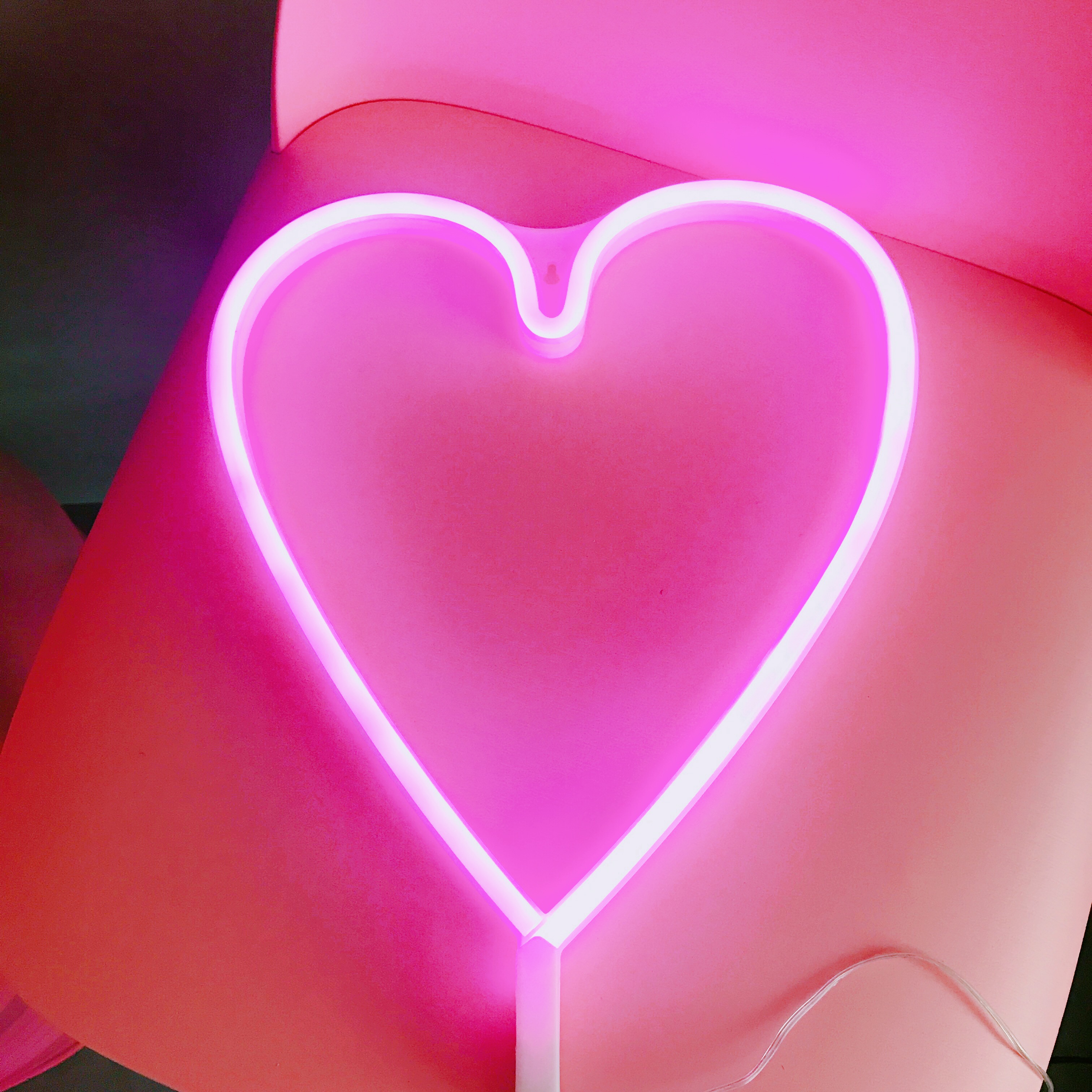 韩风ins软妹少女心霓虹灯字母love心形爱心粉色装饰灯
