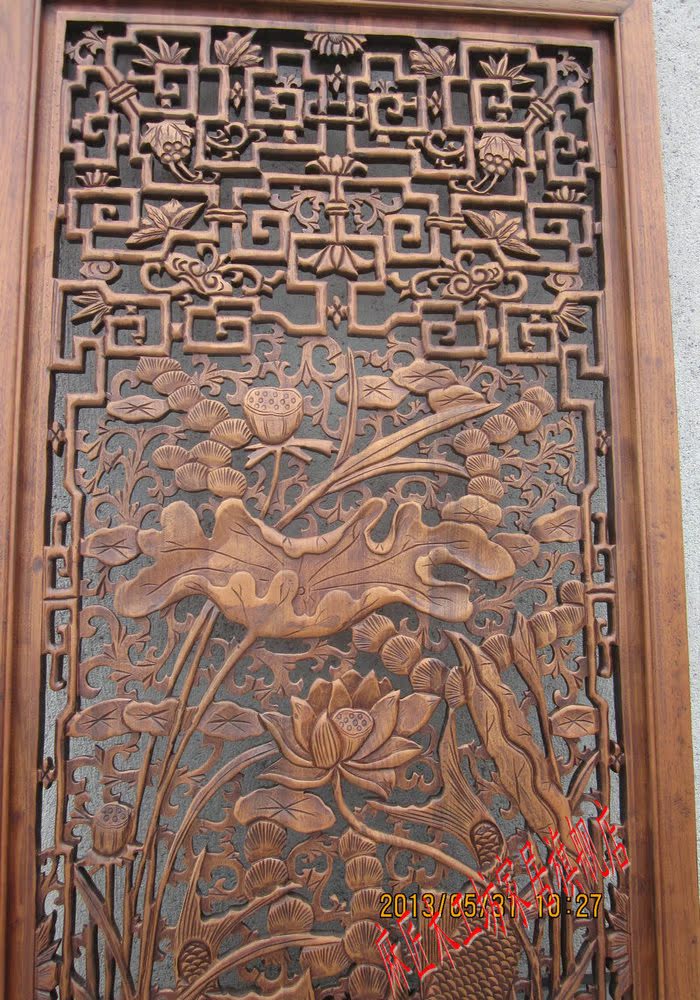 东阳木雕中式定做实木镂空雕花花格背景墙 玄关隔断屏风 荷花金鱼