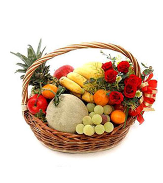 热销鲜果篮 中秋送礼红玫瑰鲜花水果礼篮送朋