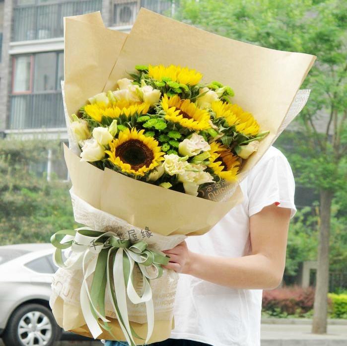 向日葵6朵雏菊5枝洋桔梗5只花束 长春鲜花速递 长春同城送花