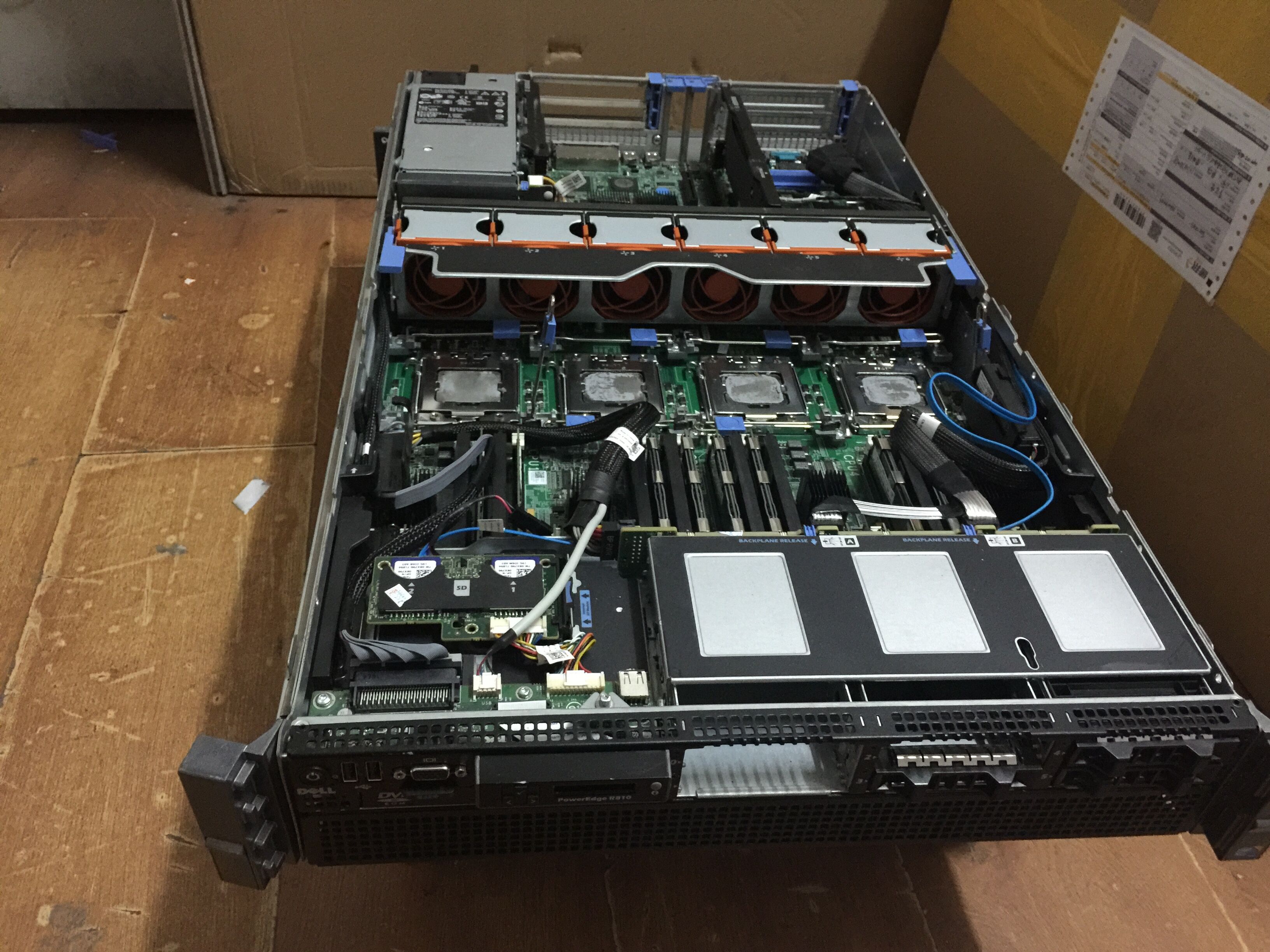 dell 服务器是 多核 还是多 cpu_dell 服务器是 多核 还是多 cpu