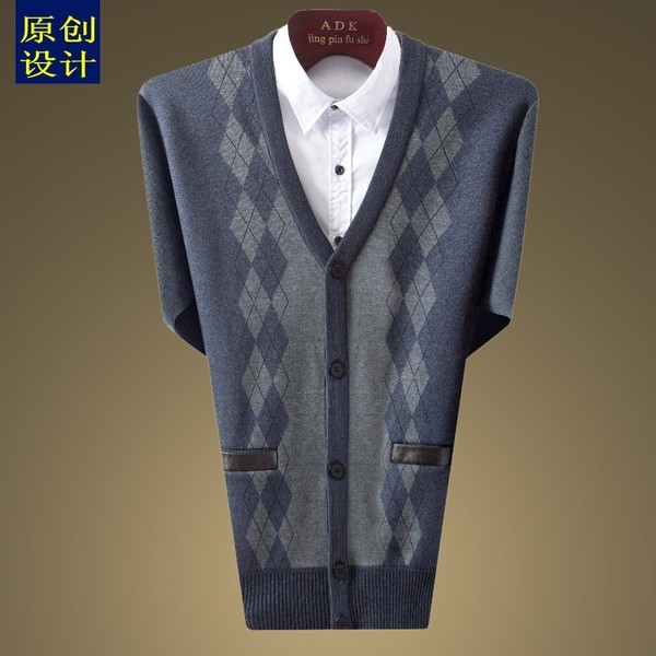 热销<em>男毛衣</em> 秋冬新款 <em>开衫</em> <em>羊绒</em>衫 V领针织衫 中