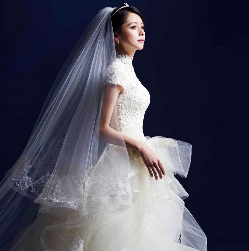 婚纱礼服奢华大牌张梓琳明星同款镂空蕾丝长袖婚纱时尚蕾丝欧美