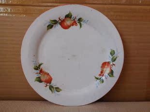 瓷盘70-80年代盘子 菜盘 瓷盘 老盘子 老生活用品 电影道具 陈设装饰