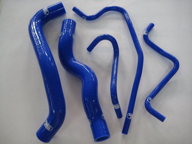 最新英菲尼迪g37汽车改装耐高温高压抗爆硅胶水管 矽胶水喉