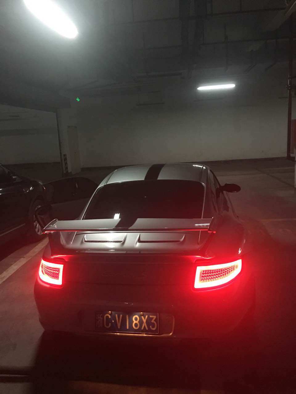 porsche 保时捷 911 光导led尾灯 997 改装led导光尾灯 红白款