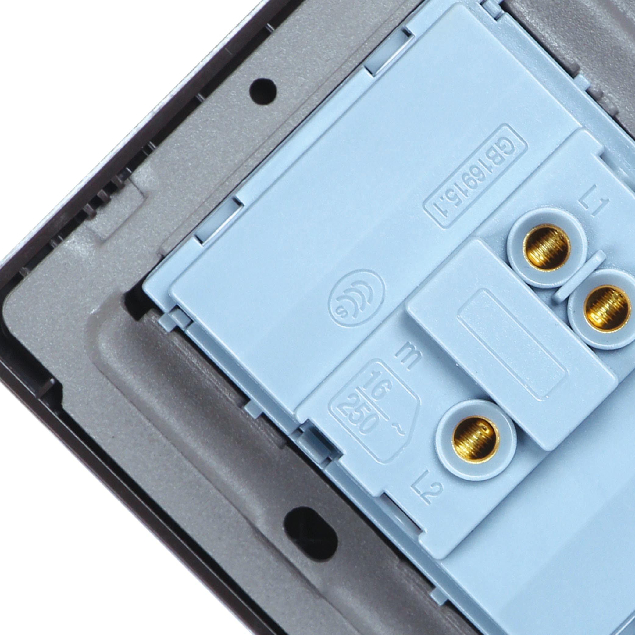 狮盾v8 led正品家用86开关插座面板银色不锈钢拉丝一开双控任意点