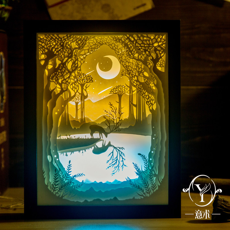 意术 光影纸雕灯河边小鹿diy手工3d灯创意礼物台灯卧室床头小夜灯