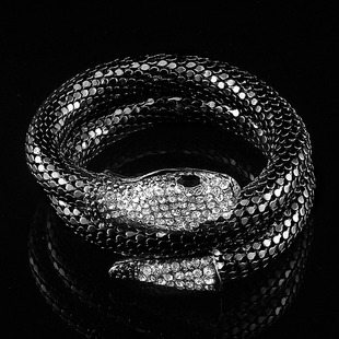 个性另类黑色金属弹性钢丝两圈缠绕盘蛇手链男女饰品水钻头尾手镯