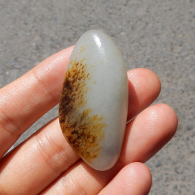 玉界和田玉精品特价新疆原生态天然红金皮三色青花籽料原石玩料