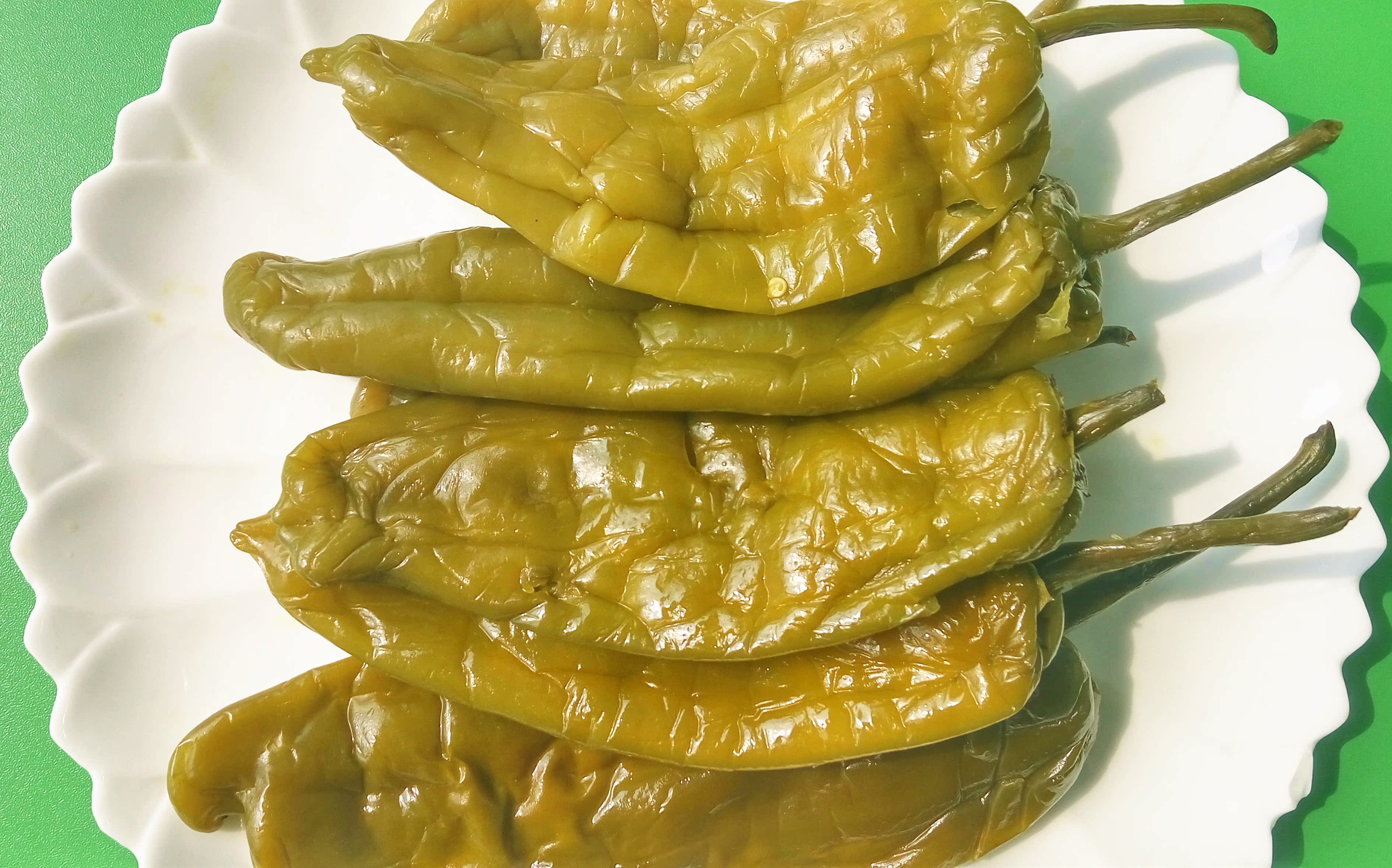 老坛腌制油焖辣椒山东咸菜酱菜泡菜泡椒/腌辣椒/五香辣椒红油辣椒