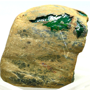 翡翠原石 达摩坎 赌石一元拍 高冰种色料 帝王绿 戒面大牌料 k523