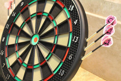 正品自动计分电子飞镖靶套装 电子飞镖机自动计分飞镖盘b06e型号