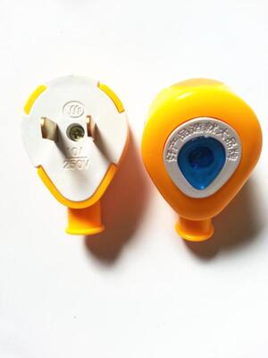 厂家直销防水二插 纯铜插头 包胶防水插头 防爆二极插头工地插座