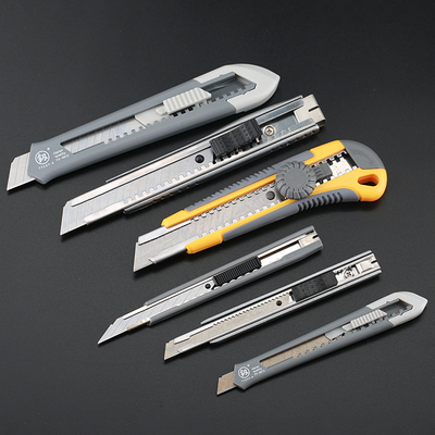 日本福冈工具釰美工刀小号大号刀架刀片壁纸刀进口重型切割刀家用