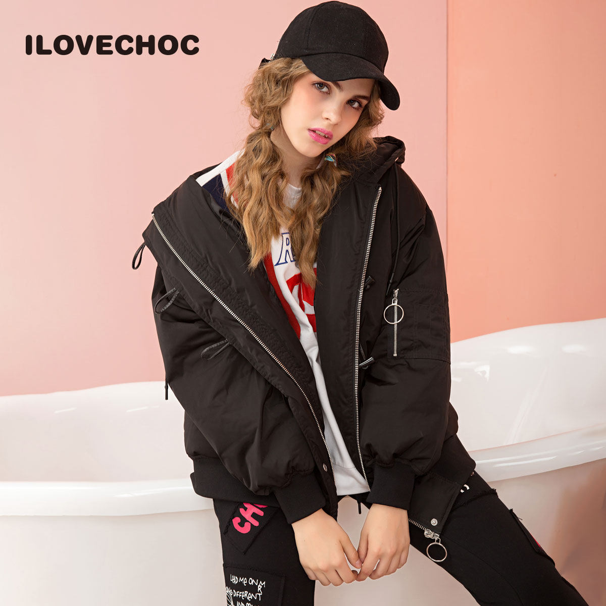 ilovechoc我爱巧克力2017冬季新款抽绳连帽字母绣花保暖羽绒服女
