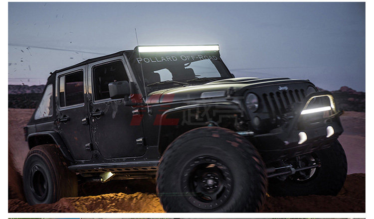 牧马人led射灯车顶灯长条灯汽车射灯爆闪超亮改装前杠中网12-24v