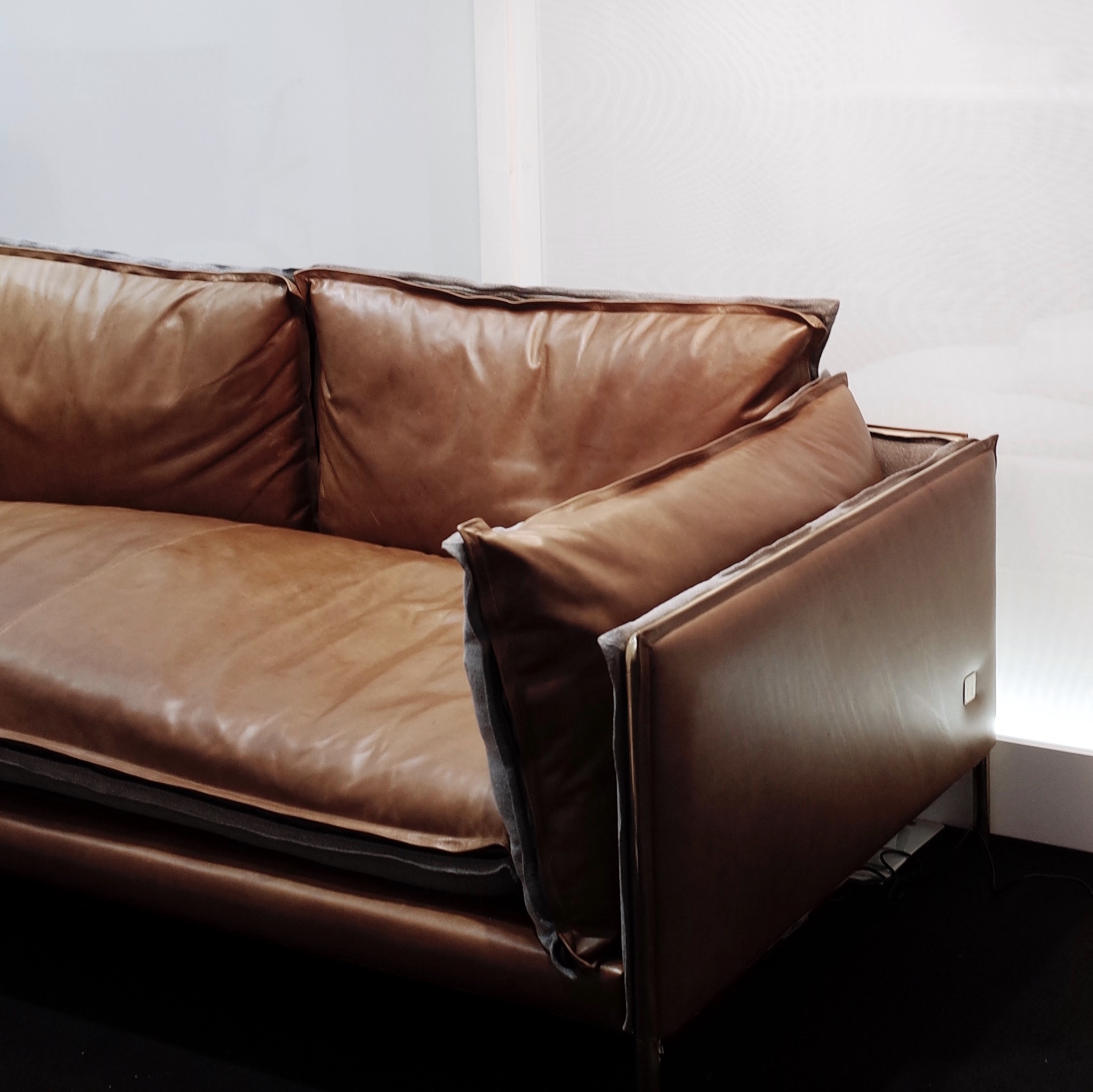 悦尼纳北欧小户型布艺沙发可拆洗 现代简约皮布沙发皮艺沙发