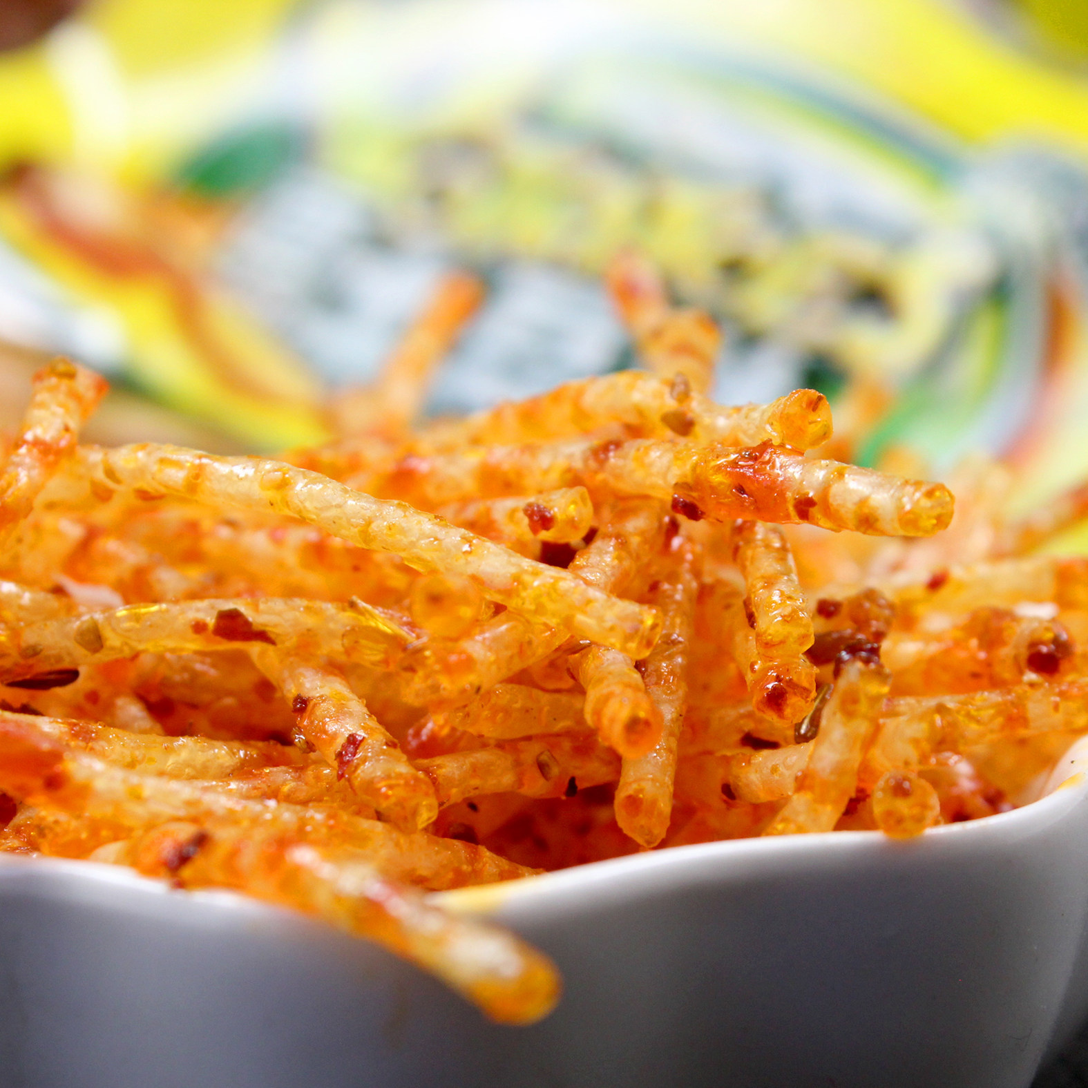 80后怀旧零食 童年怀旧小面筋零食辣丝辣片 华沣土豆丝辣条28g