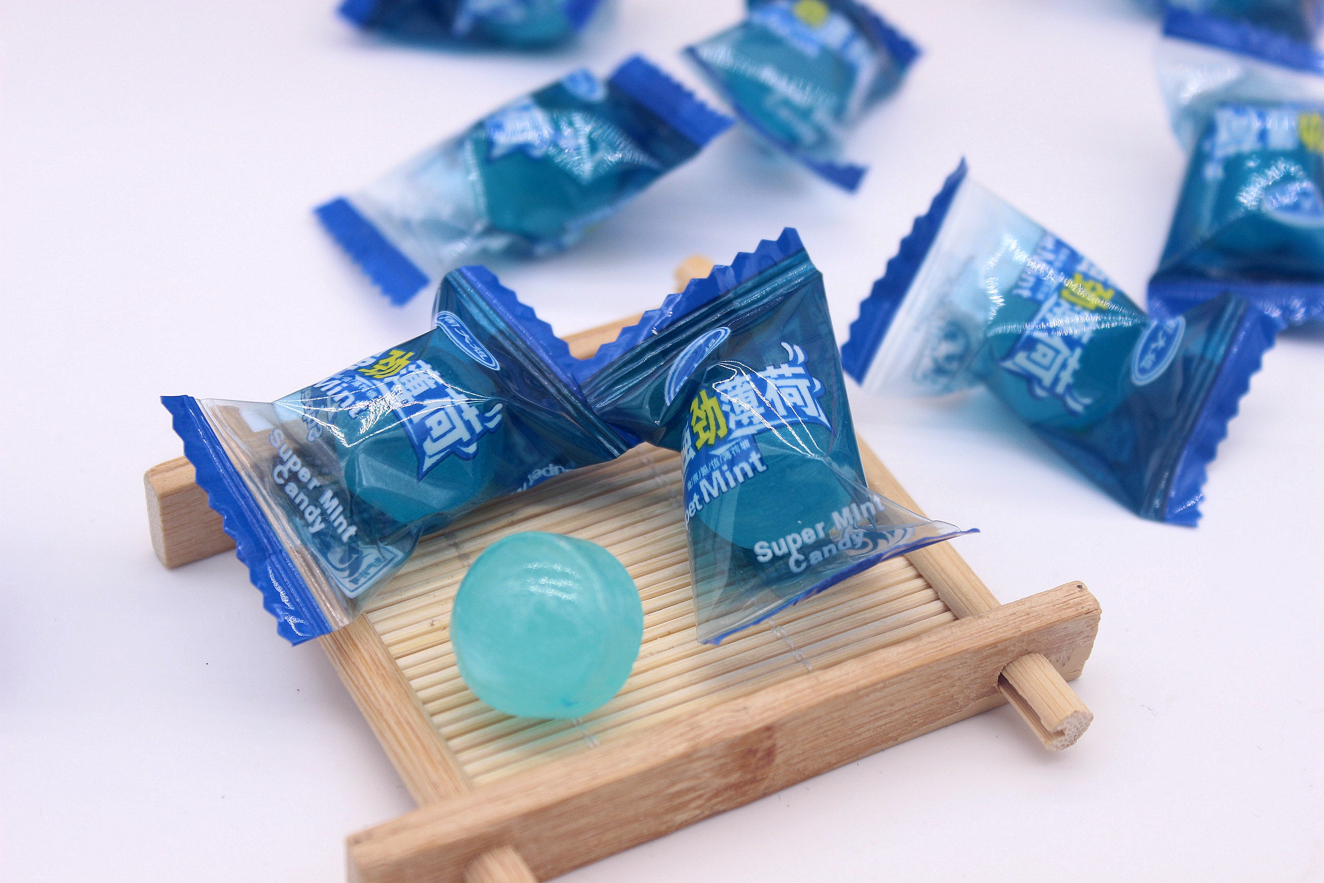 包邮特价新品周大姐强劲薄荷糖散装500g酒店宴会活动结婚庆喜糖果