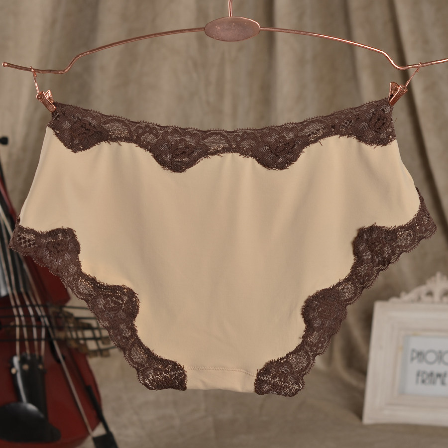 女士内裤 日系 女生低腰平角裤 蕾丝边性感女士内裤 白粉 肤色