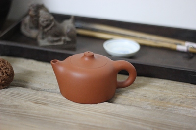 《龙喜井栏壶》杨健手拉壶 潮州朱泥紫砂壶 纯手工制 小品150cc