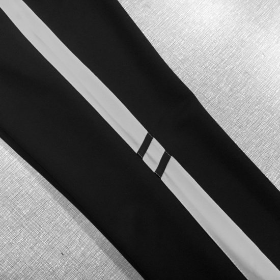 定制春秋款黑色镶白条杠校裤同款裤休闲裤男女童运动裤
