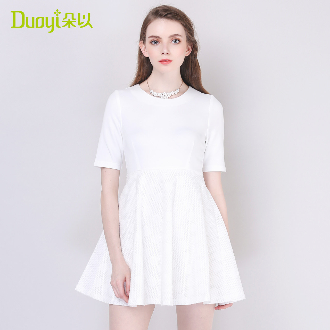 朵以2017夏装新款v领无袖连衣裙中长款连衣裙32vx841020