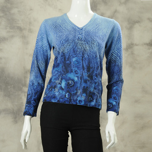 9包邮 女装/女士精品 毛衣 > 梦特娇纯羊绒衫秋冬女圆领套头羊绒女