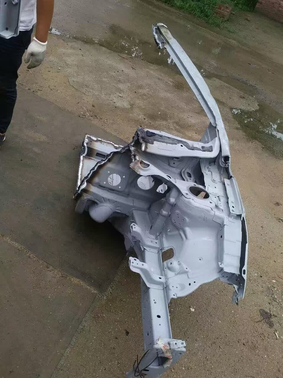 朗动前纵梁 立柱a总成 前翼子板侧围总成