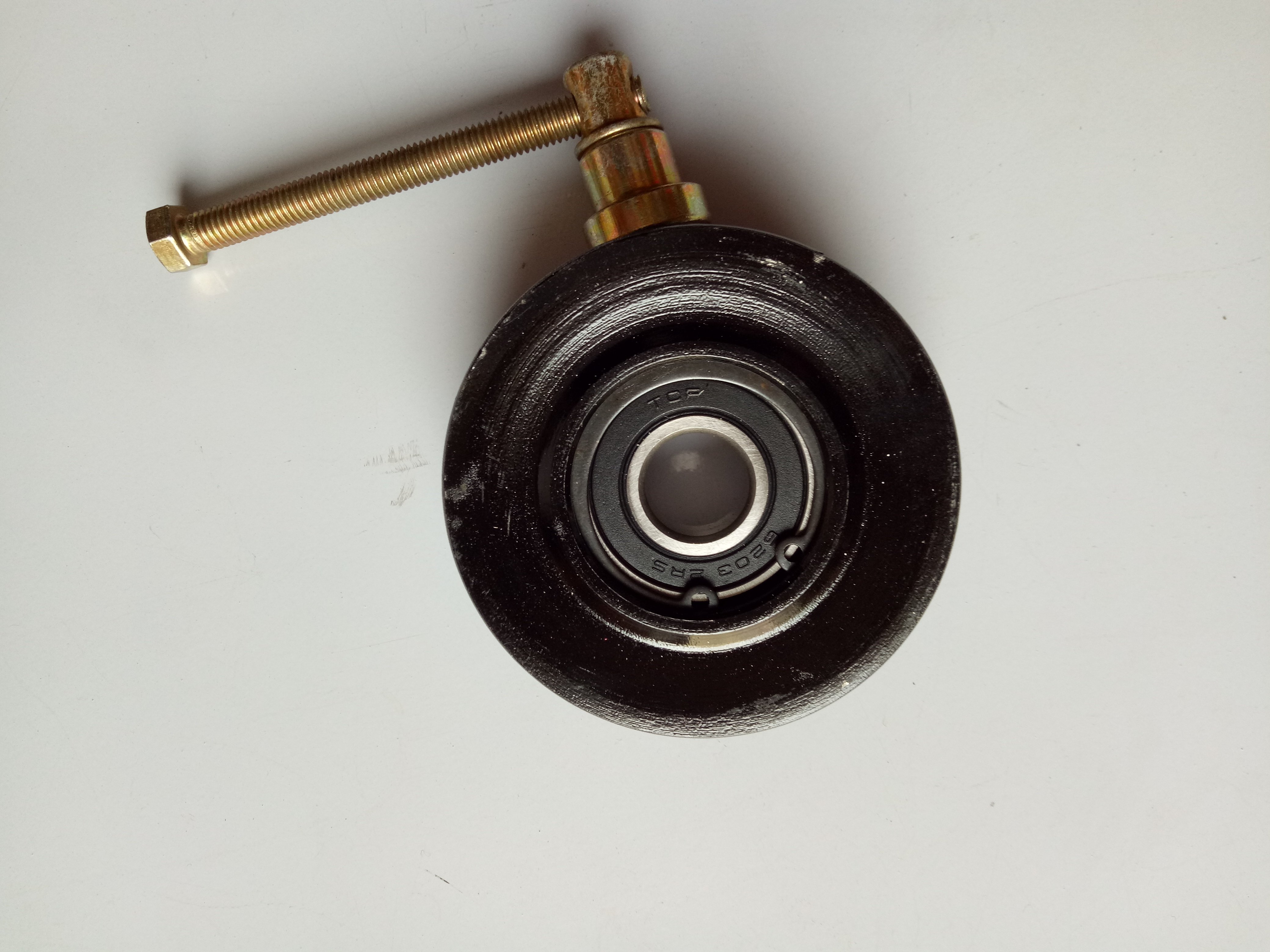 汽车货车空调涨紧轮张紧轮空调皮带轮钢轮通用508压缩机皮带轮