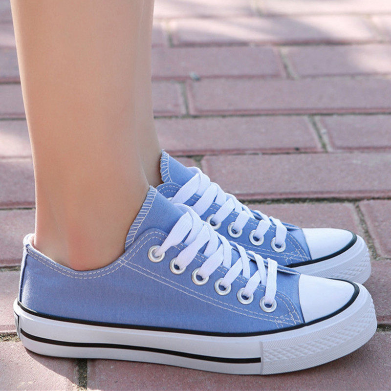 春季浅蓝色帆布鞋男士休闲鞋韩版经典运动板鞋男学生款低帮潮鞋子