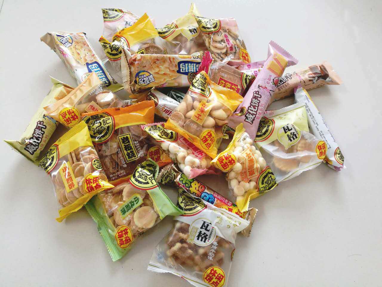 包邮徐福记饼干点心散称糕点休闲零食2000g办公室零食下午茶早餐