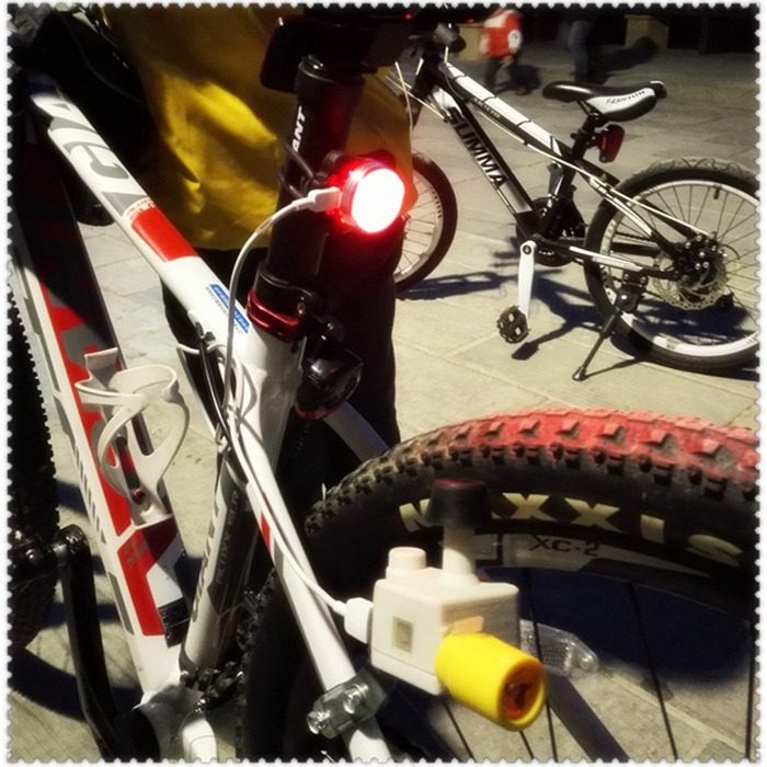 日本松下通勤自行车前灯led摩电灯山地车发电机磨电灯摩擦灯