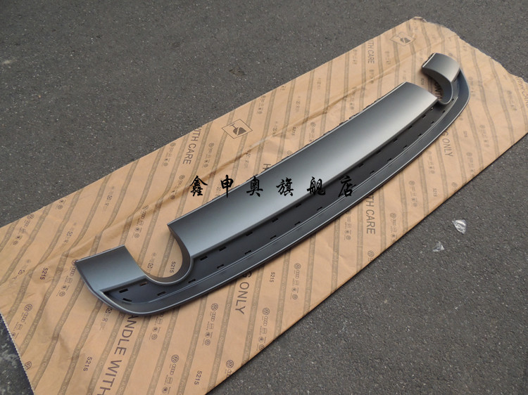 奥迪新款a3后保导流板新款a3后杠扰流板新款a3导流板原装进口配件