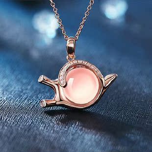925纯银天然芙蓉石蜗牛粉晶吊坠锁骨链短款项链 日韩甜美生日礼物