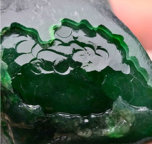 老帕敢黑乌沙戒面级开窗色料 帝王绿(已结缘欣赏)