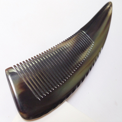 纯天然正品牦牛角梳子 大号自然角尖款按摩梳防脱发送节日礼物