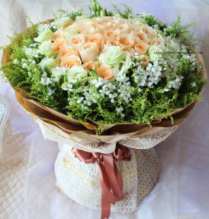 郑州同城鲜花速递香槟玫瑰小雏菊花束暖暖花屋女友七夕情人节礼物